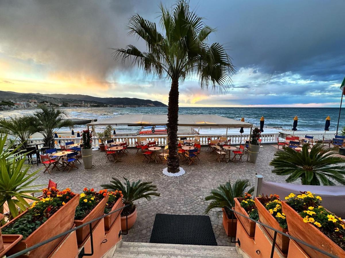 Hotel Golfo E Palme Diano Marina Dış mekan fotoğraf