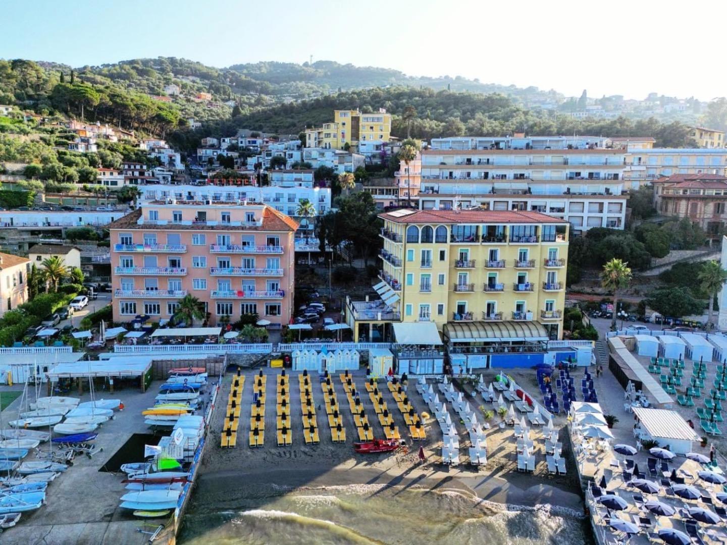 Hotel Golfo E Palme Diano Marina Dış mekan fotoğraf