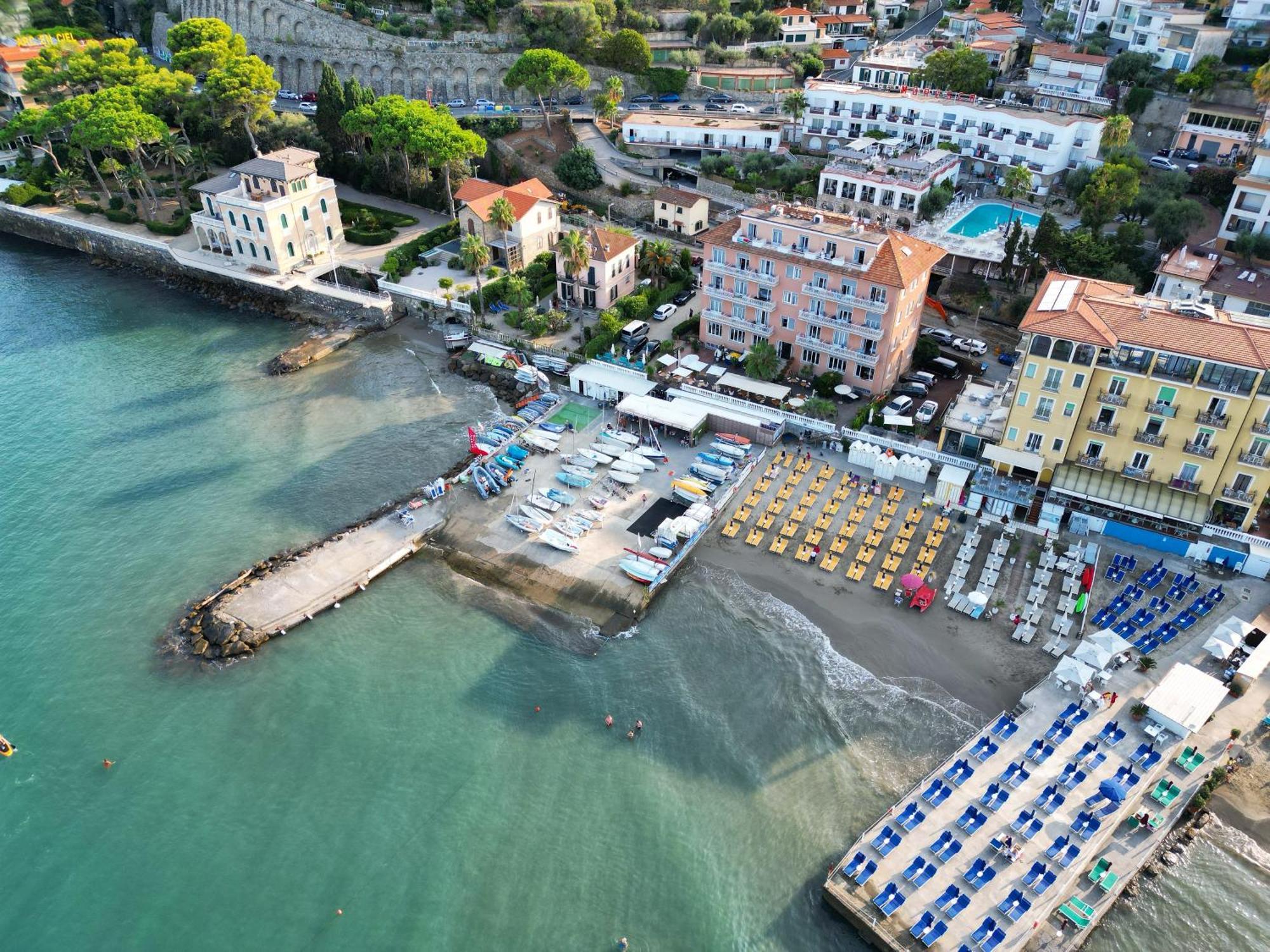 Hotel Golfo E Palme Diano Marina Dış mekan fotoğraf