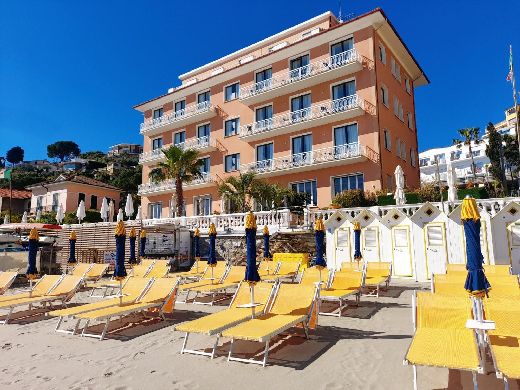 Hotel Golfo E Palme Diano Marina Dış mekan fotoğraf